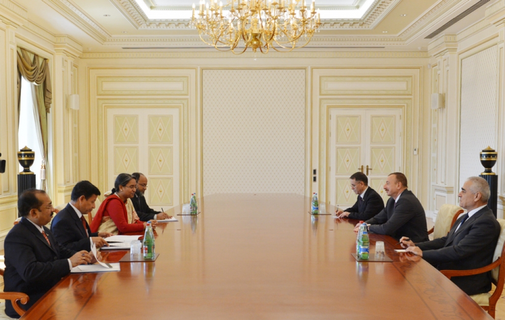 Le président azerbaïdjanais Ilham Aliyev a reçu la délégation dirigée par Mme Dupi Moni, ministre des Affaires étrangères du Bangladesh VİDEO