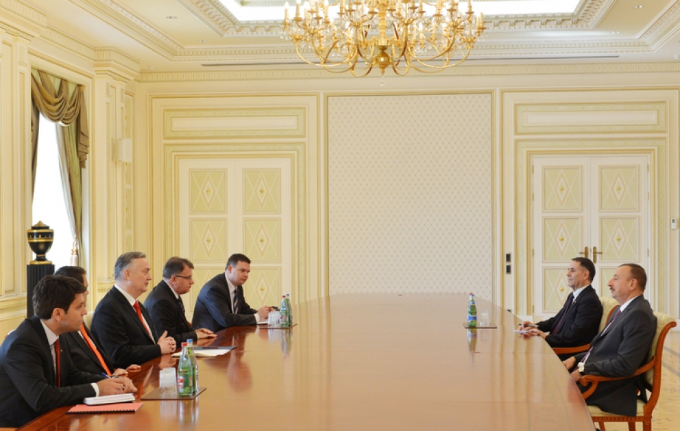 Le président azerbaïdjanais Ilham Aliyev a reçu Zlatko Lagumdzija, ministre des Affaires étrangères de Bosnie-Herzégovine VİDEO