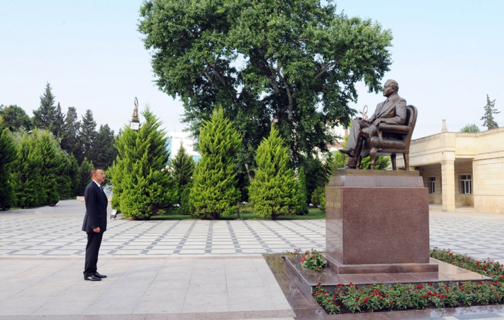 Le président Ilham Aliyev est arrivé à la région de Khatchmaz VİDEO