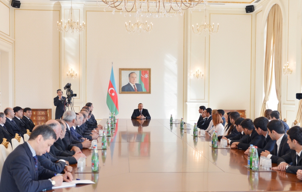 Le président Ilham Aliyev a reçu les vainqueurs, les médaillés de la XXVIIe Universiade d’été à Kazan, leurs entraîneurs et les sportifs expérimentés de la République VİDEO