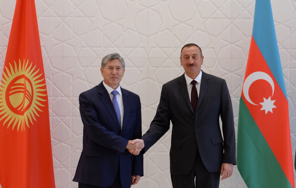 L’entretien du président azerbaïdjanais Ilham Aliyev et de son homologue kirghiz Almazbek Atambaïev VİDEO