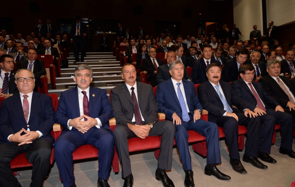 Un concert a été organisé à Gabala dans le cadre du IIIe Sommet du Conseil de coopération des Etats turcophones Les présidents azerbaïdjanais, turc et kirghiz ont assisté au concert VİDEO