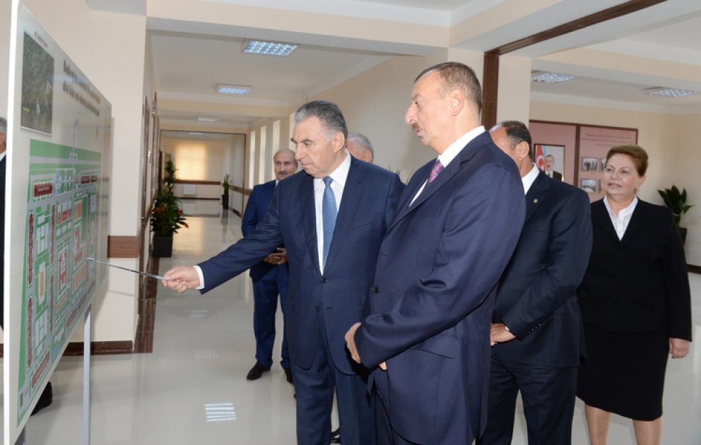 Bərdədə 866 məcburi köçkün ailəsi üçün yeni salınmış məhəllə ilə tanışlıq VİDEO
