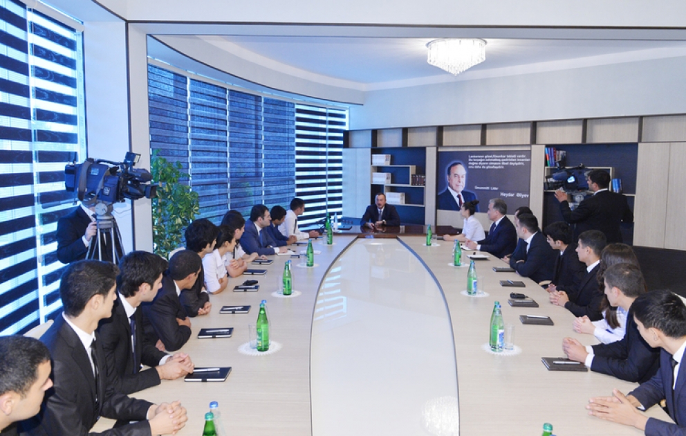 President Ilham Aliyev opens Lankaran Youth Center VİDEO