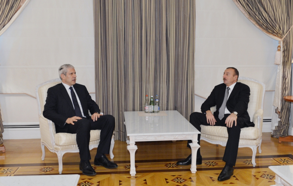 President Ilham Aliyev receives former Serbian President Boris Tadic VİDEO