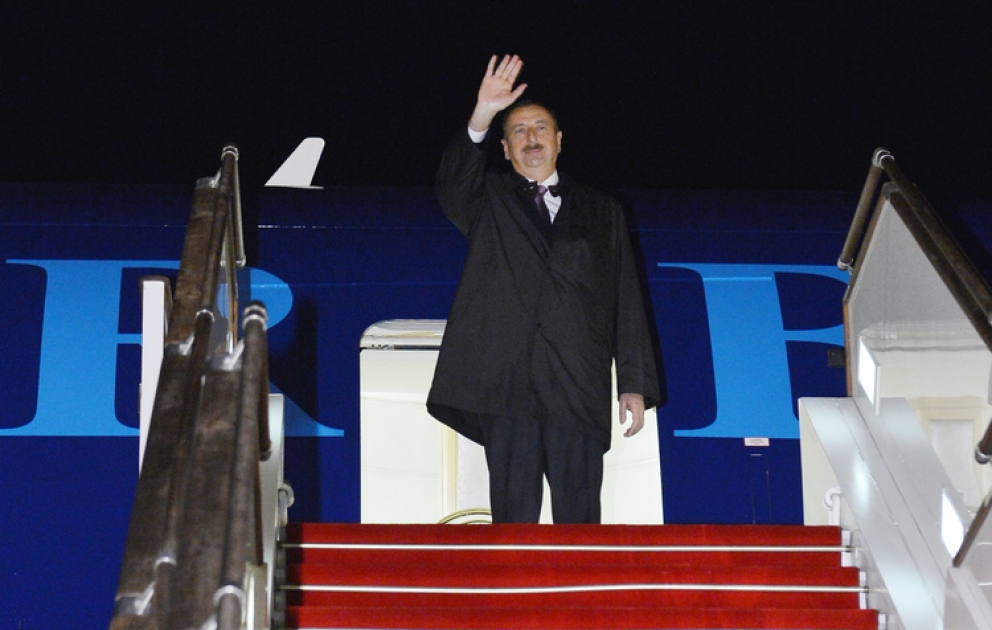 Президент Ильхам Алиев отбыл с официальным визитом в Турцию VİDEO