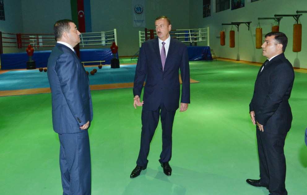 In Astara Präsident Ilham Aliyev an der Eröffnungsveranstaltung eines Boxzentrums teilgenommen VİDEO
