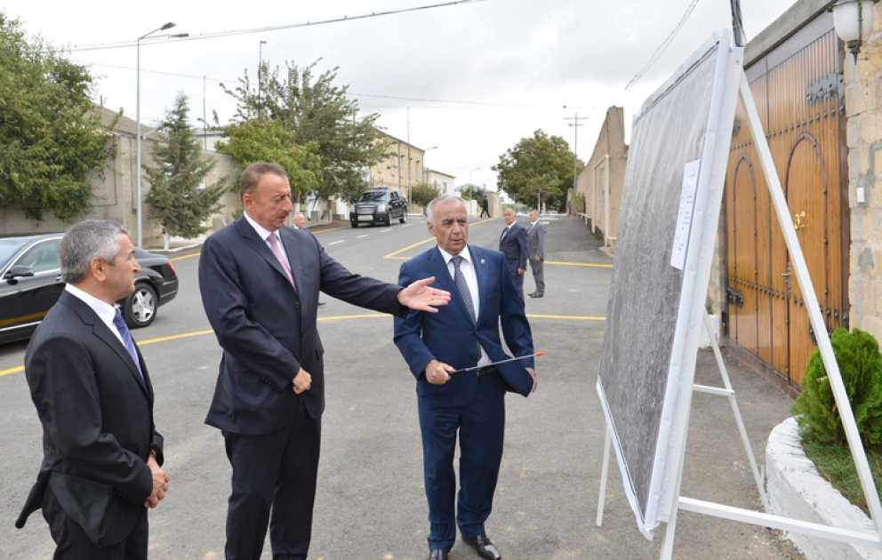 President Ilham Aliyev inspects reconstruction work to improve internal roads in Mashtaga VİDEO
