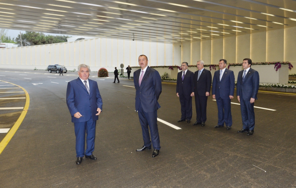 President Ilham Aliyev opens new tunnels built under “Gelebe Square” multi-storey road junction project in Baku VİDEO