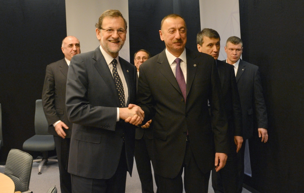 Azerbaijani President meets Spanish PM VİDEO