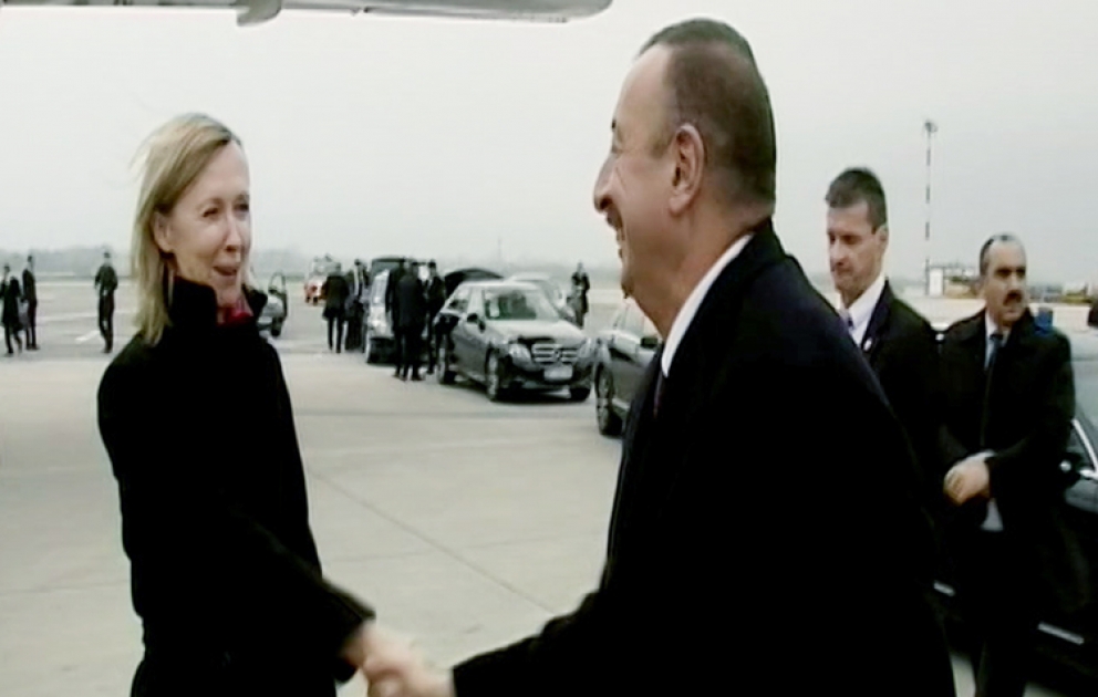 President Ilham Aliyev ends working visit to Austria VİDEO