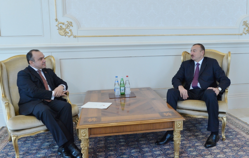 President Ilham Aliyev receives credentials of incoming Albanian Ambassador VİDEO