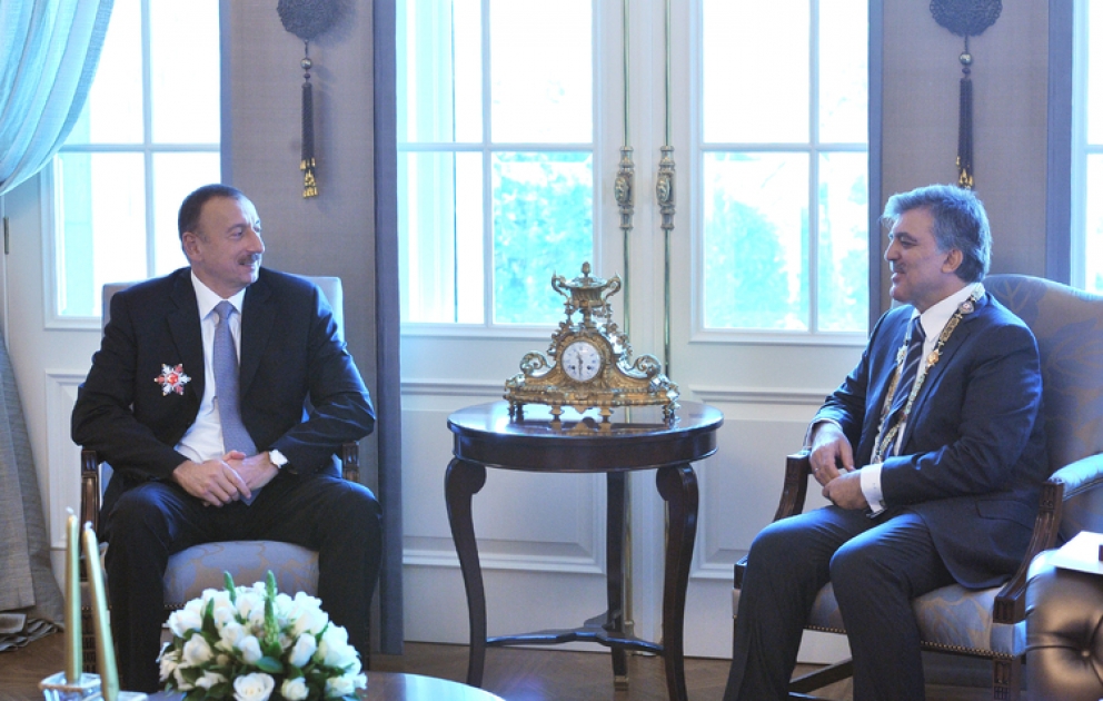President Ilham Aliyev meets Turkish counterpart Abdullah Gul VİDEO