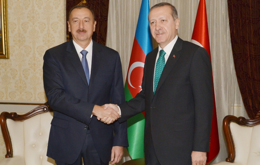 Azerbaijani President meets Turkish Premier VİDEO
