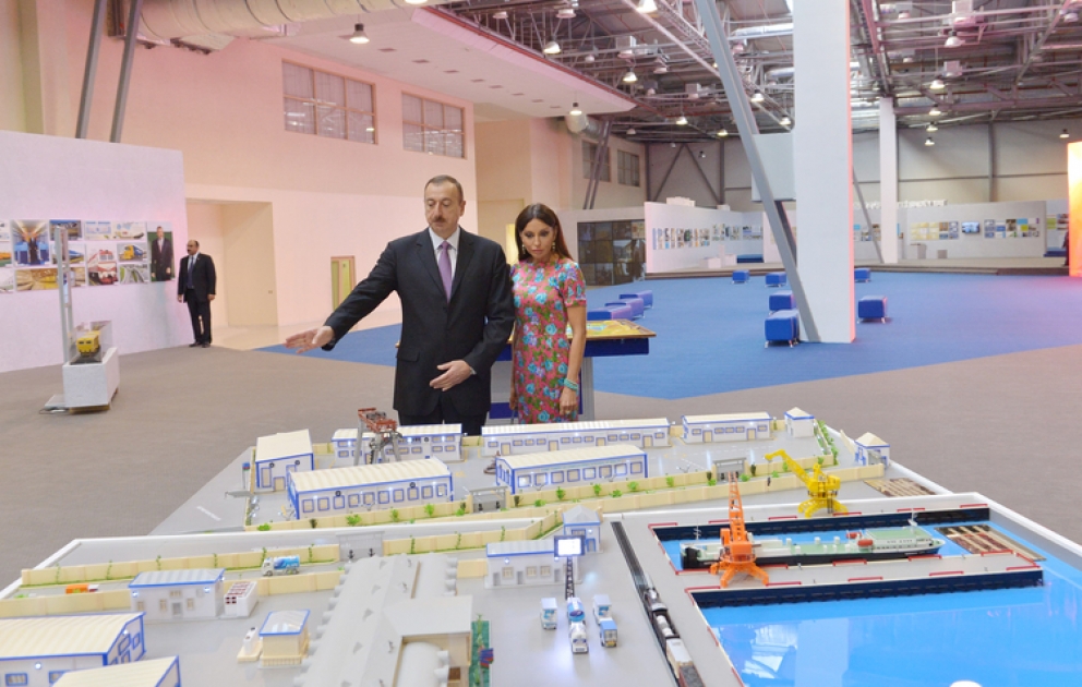 President Ilham Aliyev visits “Azerbaijan in 10 years. Socio-economic development: the execution of state programs” exhibition VİDEO