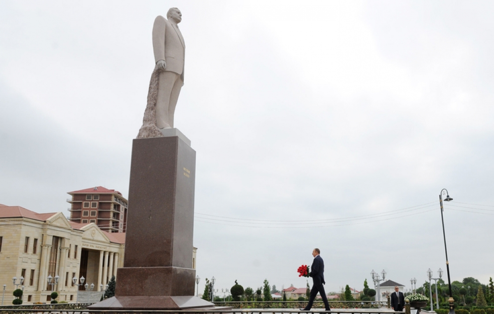 President Ilham Aliyev arrives in Guba District VİDEO