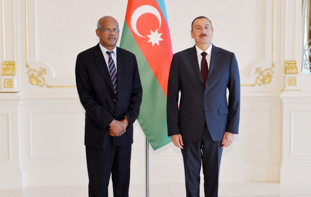 President Ilham Aliyev receives credentials of incoming Sudanese ambassador VİDEO