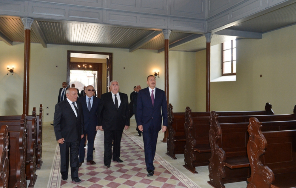 Visite à l’Eglise luthérienne allemande VİDEO