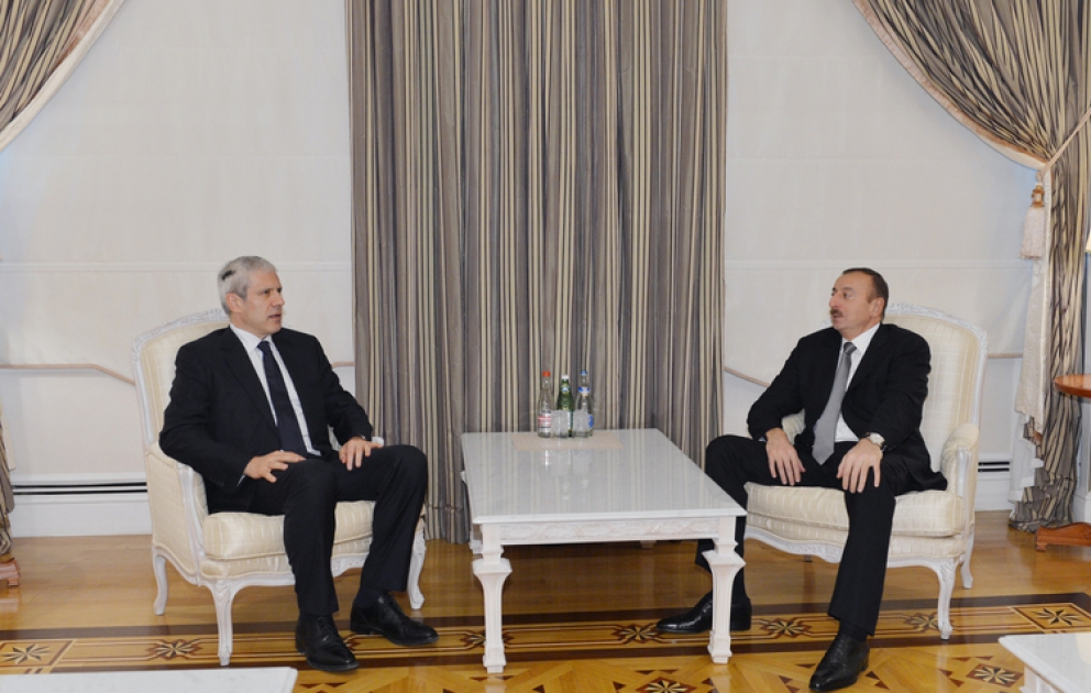 Le président azerbaïdjanais Ilham Aliyev a reçu l’ancien président serbe Boris Tadic VİDEO