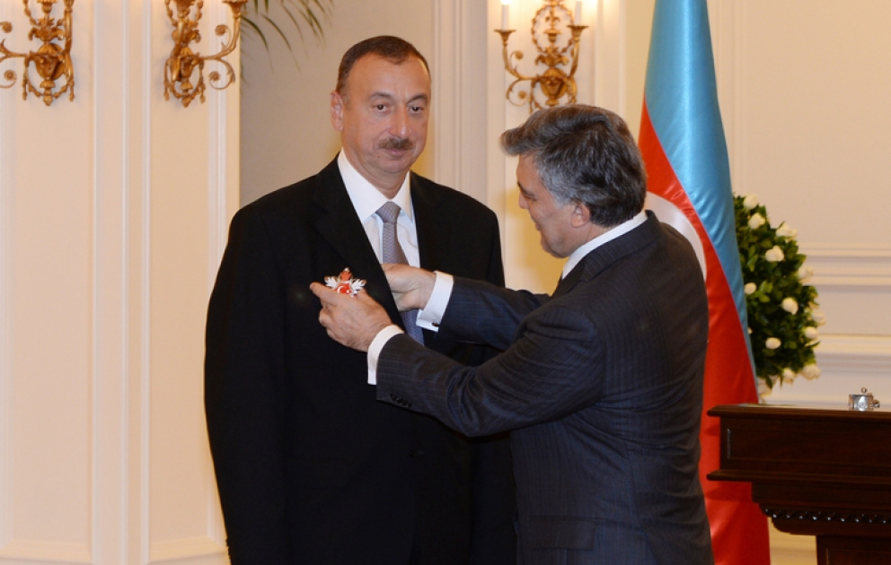 Palais de Çankaya : la cérémonie de remise de l’Ordre de l’Etat au président azerbaïdjanais et de l’Ordre Heydar Aliyev au président turc VİDEO