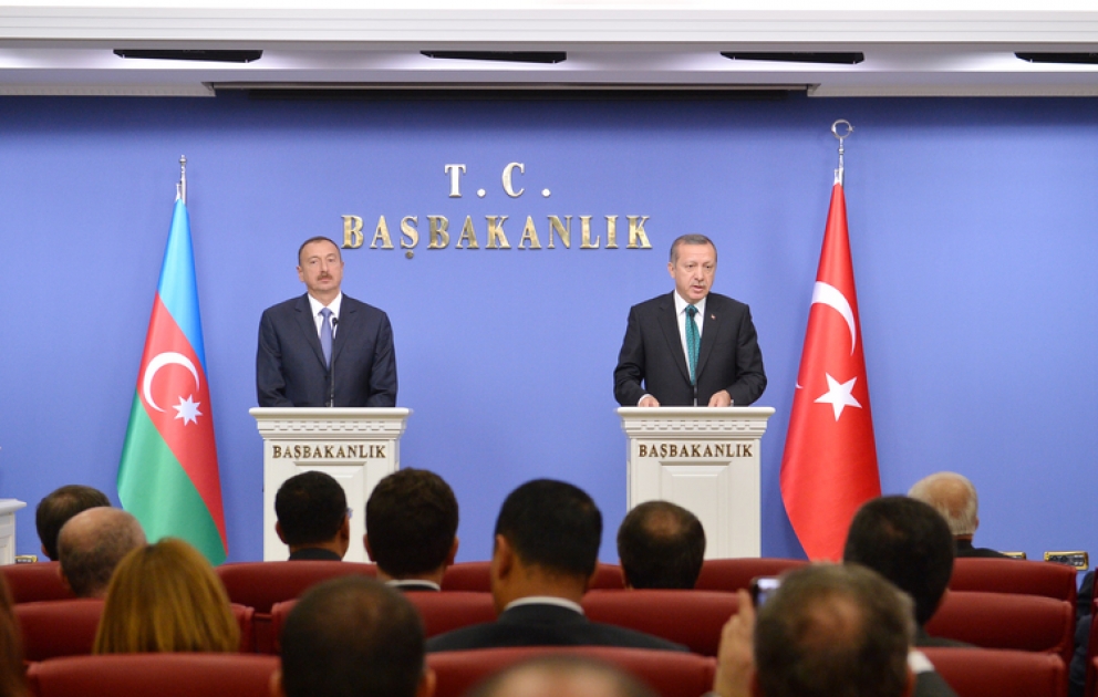 Le président azerbaïdjanais Ilham Aliyev et le Premier ministre turc Recep Tayyip Erdogan ont tenu une conférence de presse VİDEO
