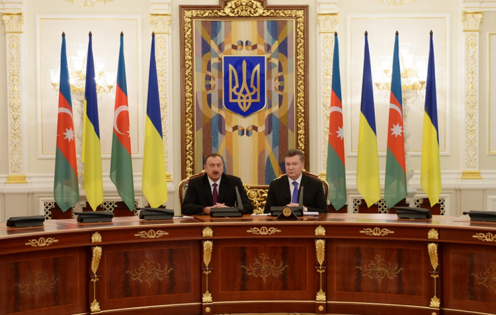 Le point de presse du président azerbaïdjanais Ilham Aliyev et de son homologue ukrainien Viktor Ianoukovitch VİDEO