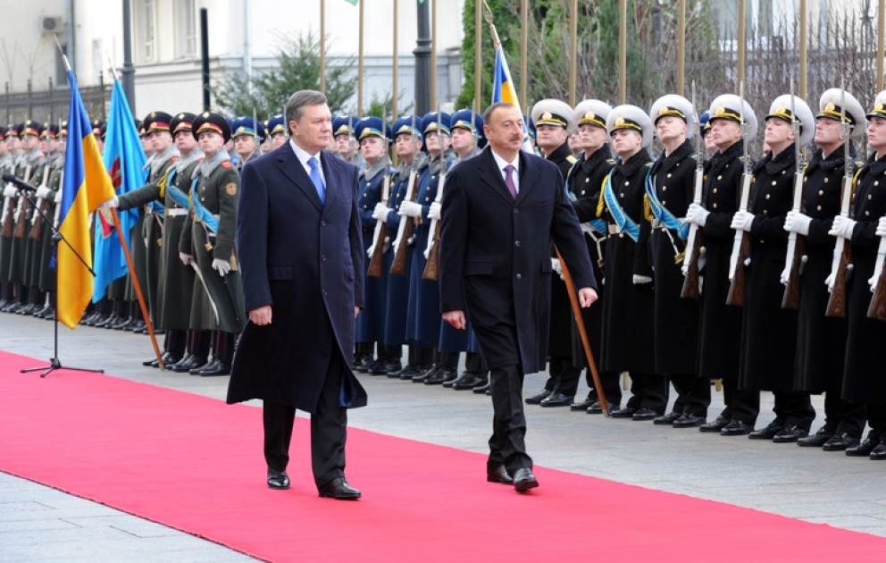 Cérémonie officielle d’accueil du président azerbaïdjanais Ilham Aliyev VİDEO