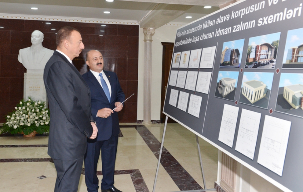 Le président azerbaïdjanais Ilham Aliyev a constaté les améliorations dans le bâtiment du Pouvoir exécutif de l’arrondissement de Sabaïl après les travaux d’entretiens VİDEO