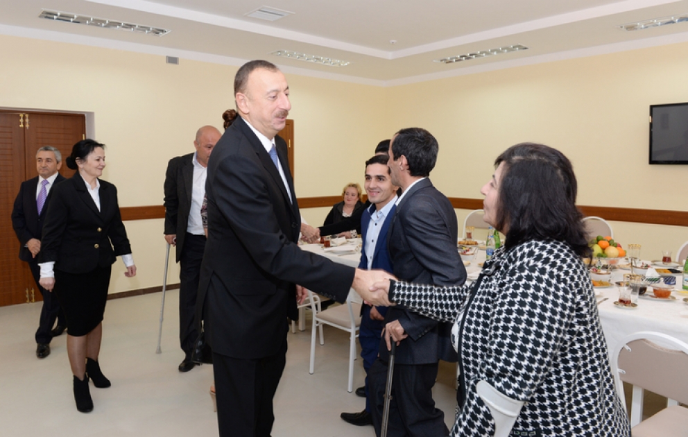 Le président Ilham Aliyev a participé à l’inauguration du Centre de réhabilitation professionnelle des jeunes handicapés dans le bourg de Nouveau Ramana de Bakou VIDEO