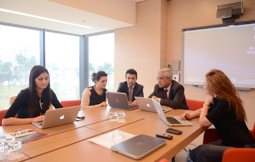 “ADA” Universiteti rektorunun iştirakı ilə onlayn forum keçirilmişdir VİDEO