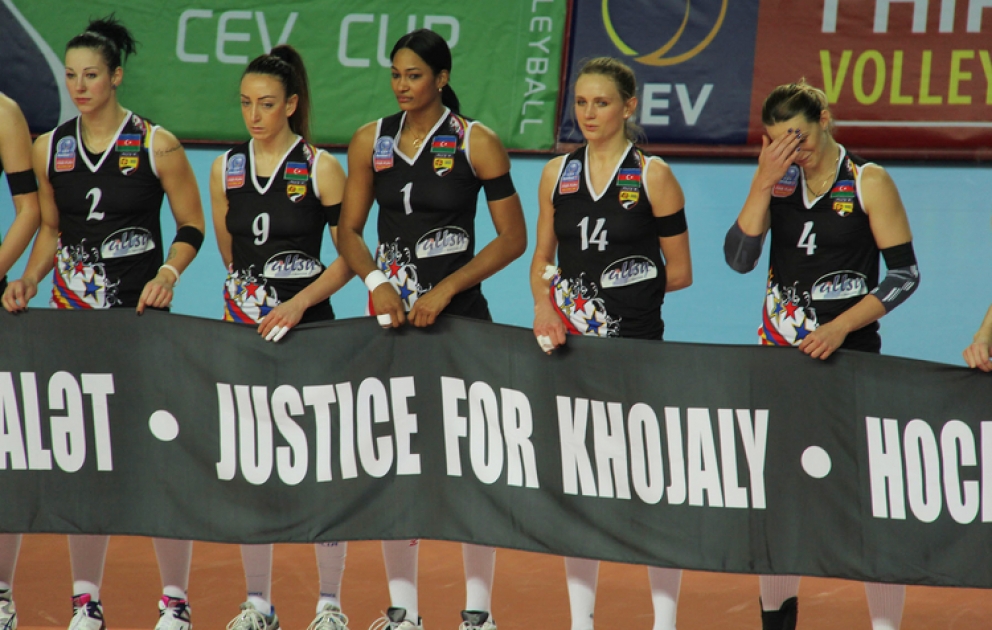 Bakının “Azəryol” komandası CEV kuboku yarışlarının yarımfinal mərhələsi çərçivəsində ilk görüşünü keçirmişdir VİDEO
