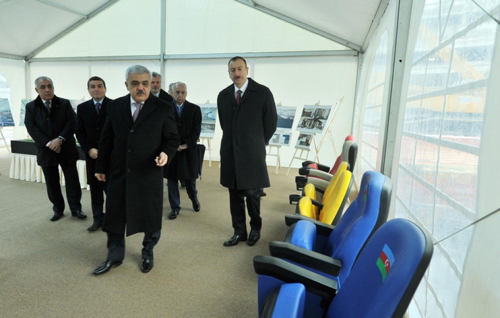 Azərbaycan Prezidenti İlham Əliyev Bakı Olimpiya Stadionunda tikinti işlərinin gedişi ilə tanış olmuşdur VİDEO