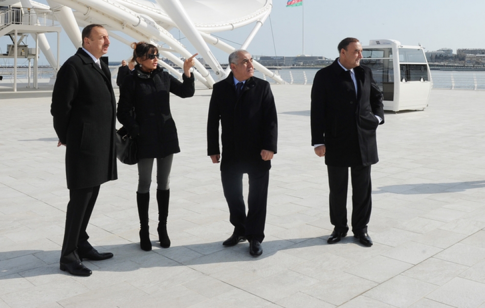 Dənizkənarı Milli Parkın yeni bulvar hissəsində müasir attraksion-panoram istifadəyə verilmişdirPrezident İlham Əliyev açılışda iştirak etmişdir VİDEO