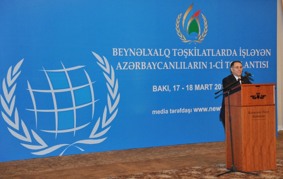 Bakıda beynəlxalq təşkilatlarda işləyən azərbaycanlıların birinci toplantısı işə başlamışdır VİDEO