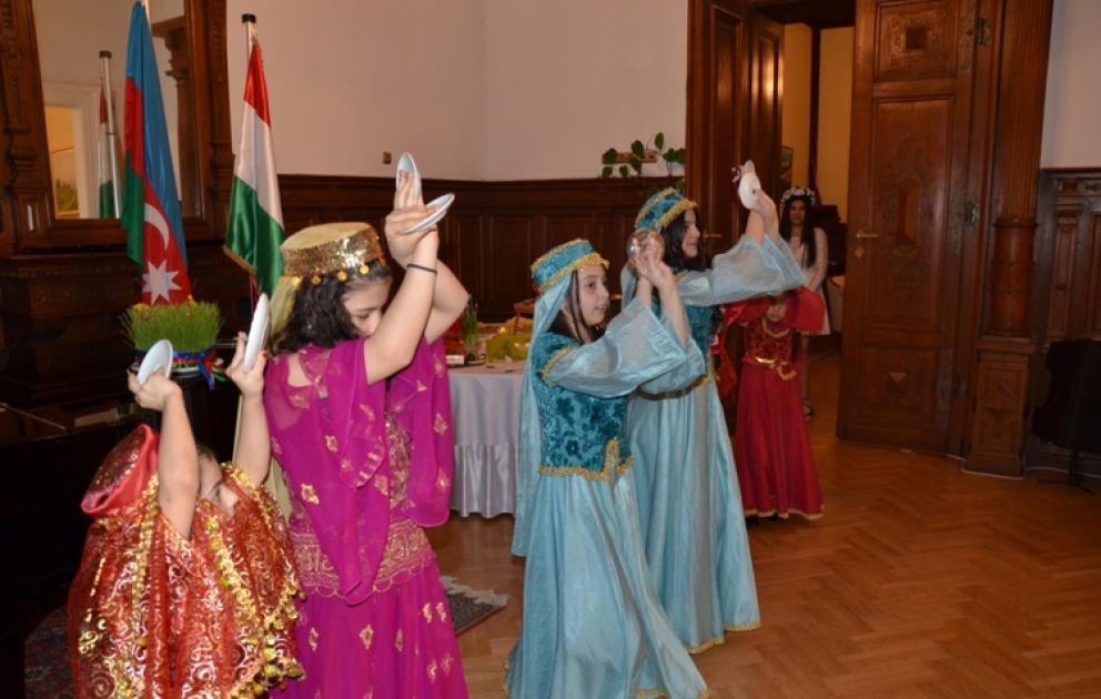 Azərbaycanın Macarıstandakı səfirliyində Novruz bayramı qeyd olunmuşdur VİDEO