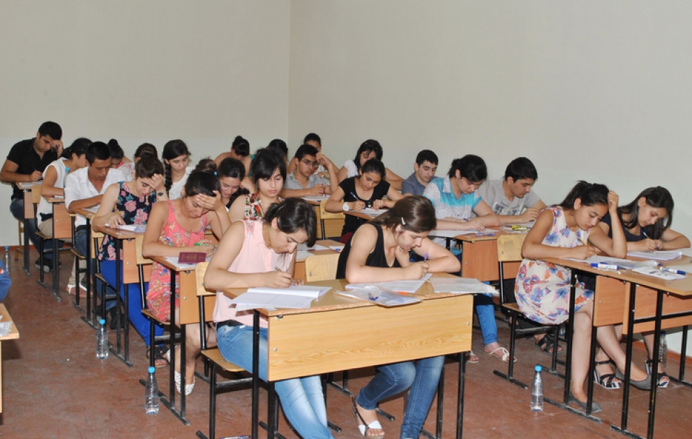 Ali təhsil müəssisələrinə və tam orta təhsil bazasında orta ixtisas təhsili müəssisələrinə qəbul imtahanlarında iştirak etmək üçün ərizə qəbulu başlanmışdır VİDEO