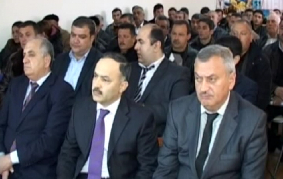 Ağdaşda keçirilən işgüzar forum çərçivəsində 50 sahibkara 1,3 milyon manat güzəştli kredit ayrılmışdır VİDEO