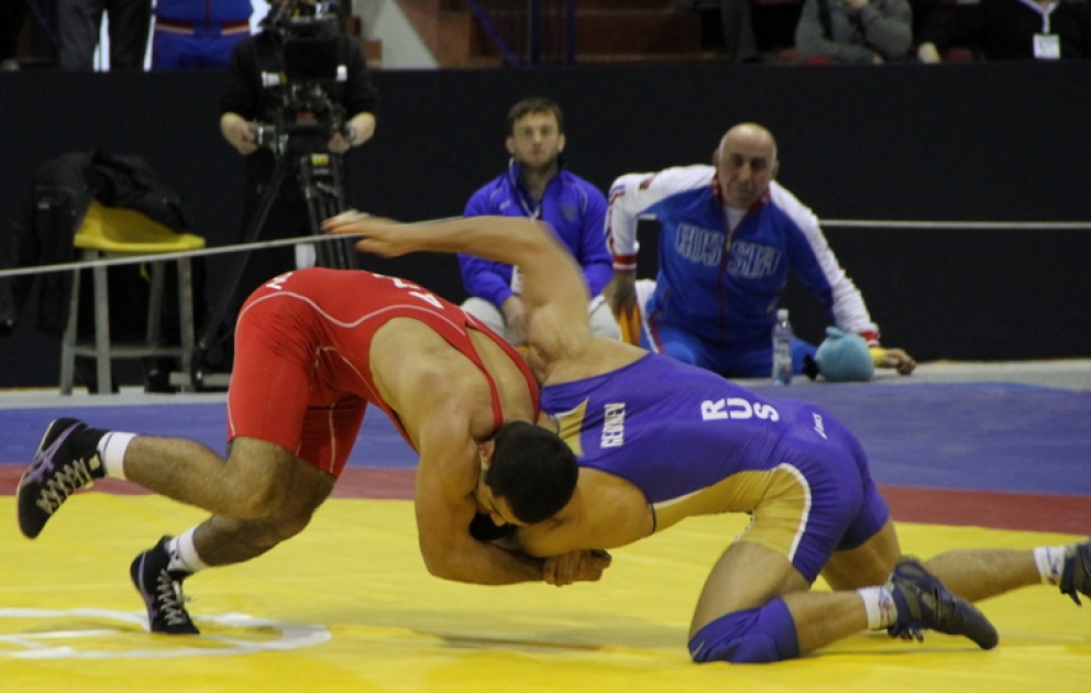 Azərbaycan güləşçisi Cəbrayıl Həsənov Avropa çempionatında gümüş medal qazanmışdır VİDEO