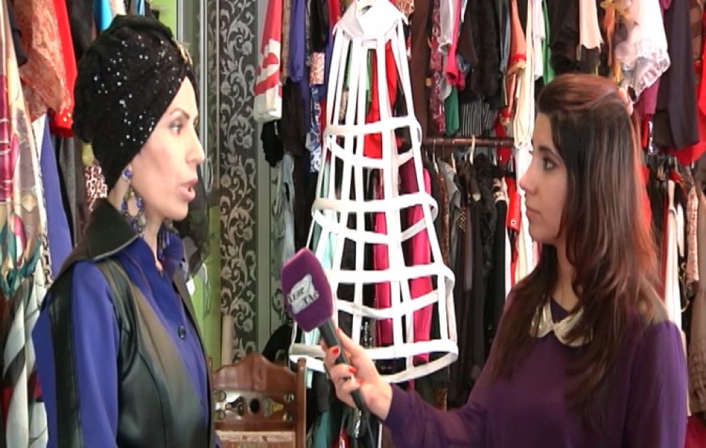 “Moda”nın qonağı qeyri-adi və rəngarəng geyimlər müəllifi, modelyer Şəlalə Maqsudovadır VİDEO