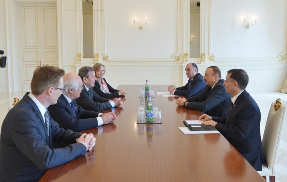 President Ilham Aliyev receives former German Chancellor VIDEO