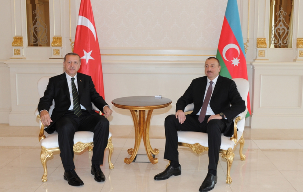 President Ilham Aliyev, Turkish Premier Recep Tayyip Erdogan meet in private VIDEO