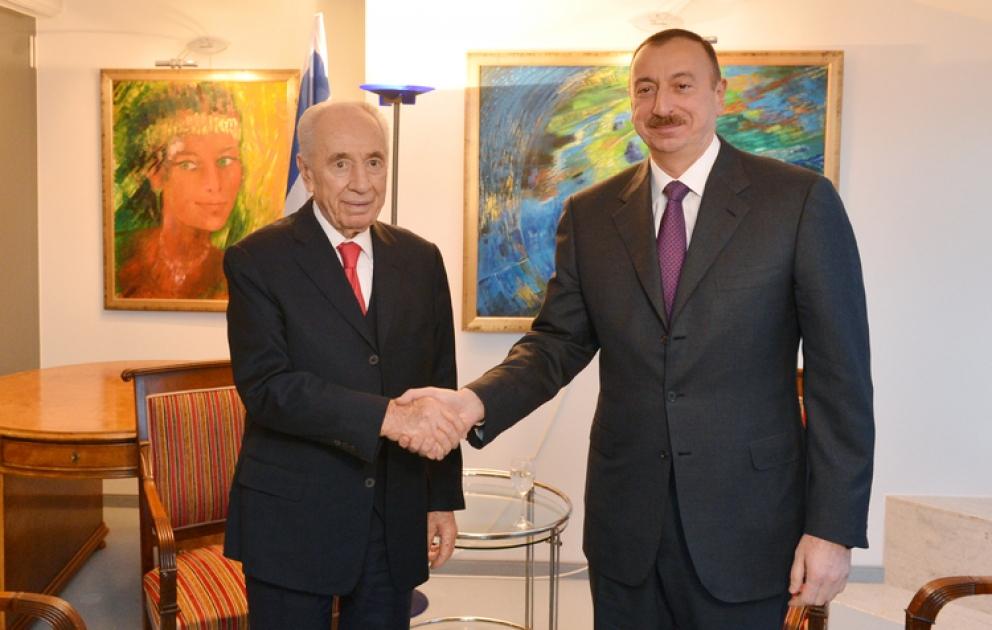 Aserbaidschans Präsident Ilham Aliyev sich mit Israels Präsident getroffen VIDEO