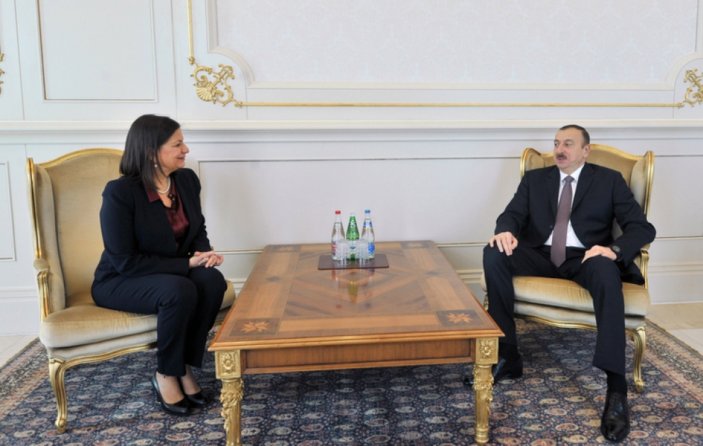 Neue Botschafterin von Mexiko ihr Beglaubigungsschreiben Aserbaidschans Präsident Ilham Aliyev überreicht VIDEO
