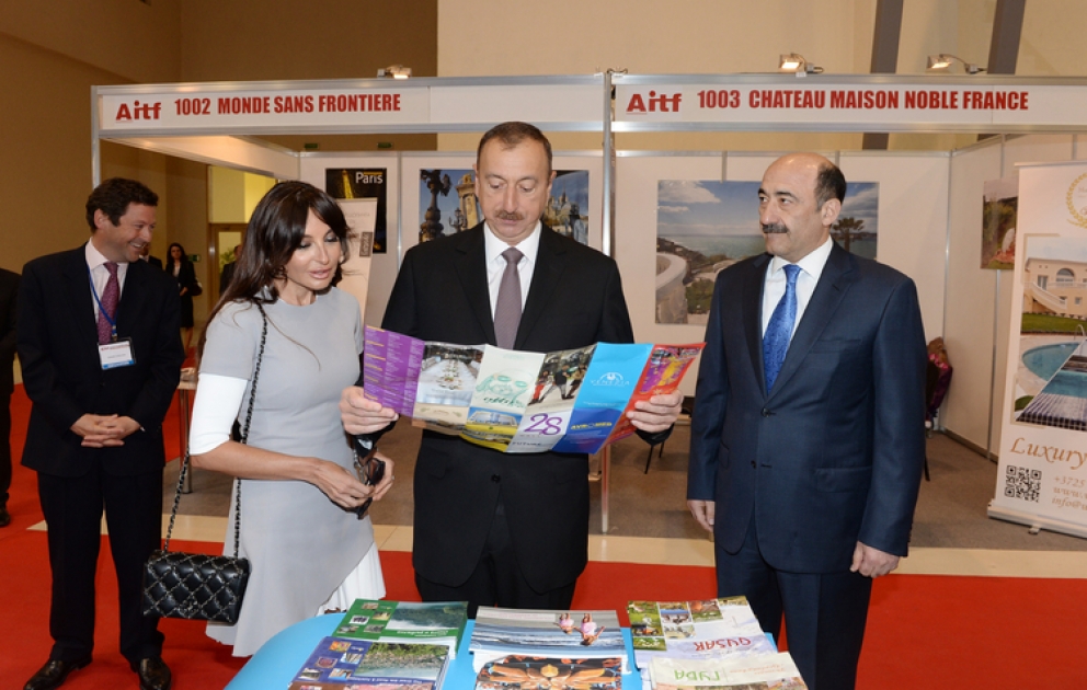 Präsident Ilham Aliyev die XIII. Internationale Ausstellung für Tourismus und Reisen “AITF-2014“ besucht VIDEO
