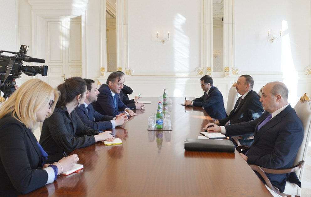 Präsident Ilham Aliyev eine Delegation um den Vorsitzenden des montenegrinischen Parlaments, den Präsidenten der Parlamentarischen Versammlung der OZSE empfangen VIDEO