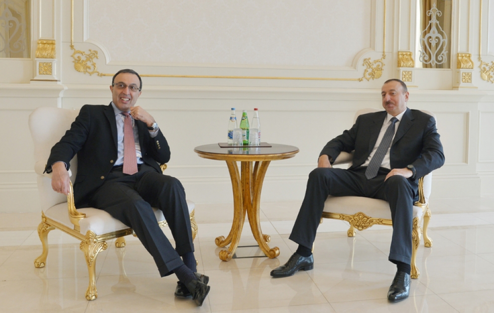Präsident von Aserbaidschan Ilham Aliyev den ehemaligen Präsidenten von Bulgarien Petar Stojanow empfangen VIDEO