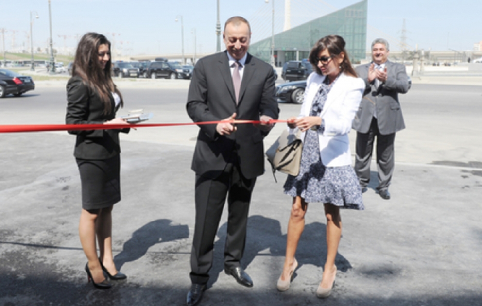 L’inauguration de l’Arène Nationale de Gymnastique à BakouLe président azerbaïdjanais Ilham Aliyev a participé à l’inauguration VIDEO