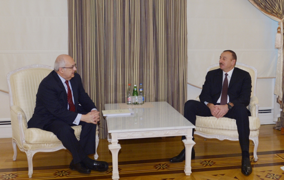 Le président azerbaïdjanais Ilham Aliyev a reçu Ismail Serageldin, directeur de la Bibliothèque d’Alexandrie, coprésident du centre international Nizami Gandjavi VIDEO