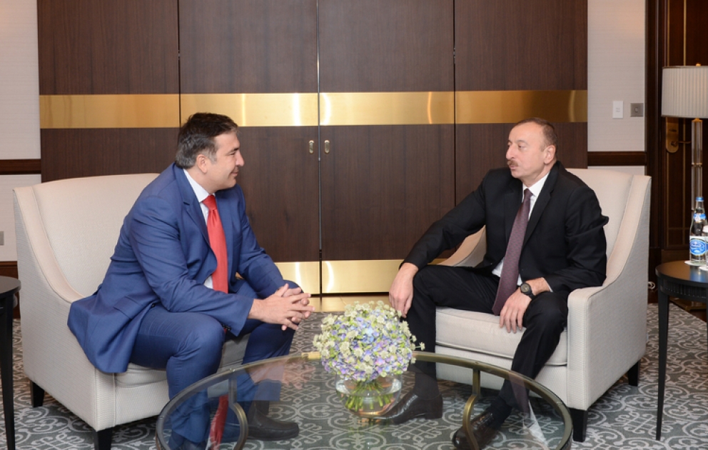 Le président azerbaïdjanais Ilham Aliyev a reçu l’ancien président géorgien Mikheïl Saakachvili VIDEO