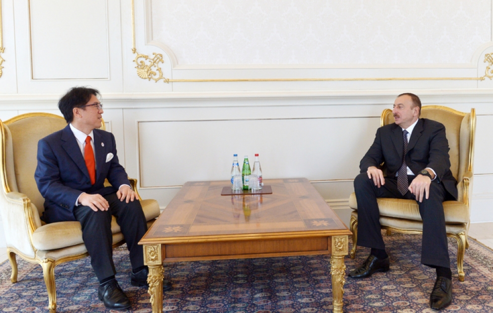 Le président azerbaïdjanais Ilham Aliyev a reçu le conseiller spécial du Premier ministre japonais VIDEO